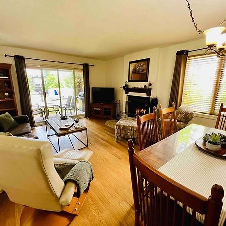 P Tit Boreal- 2 Minutes De La Plage Memphremagog Apartment ภายนอก รูปภาพ