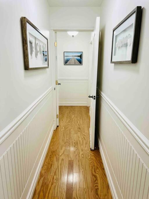 P Tit Boreal- 2 Minutes De La Plage Memphremagog Apartment ภายนอก รูปภาพ