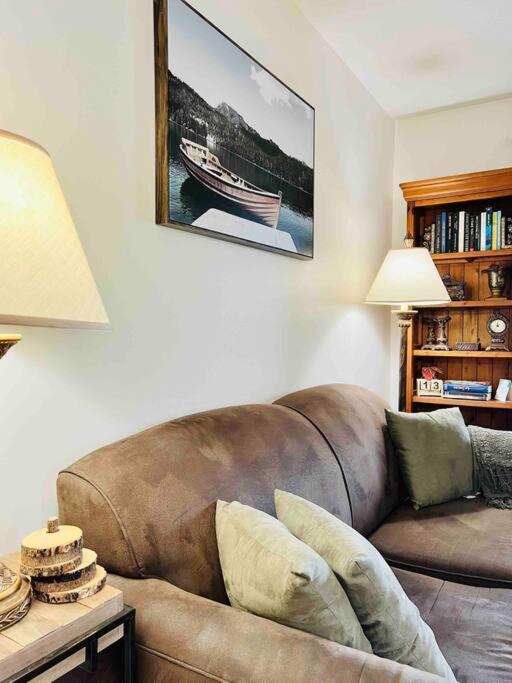 P Tit Boreal- 2 Minutes De La Plage Memphremagog Apartment ภายนอก รูปภาพ