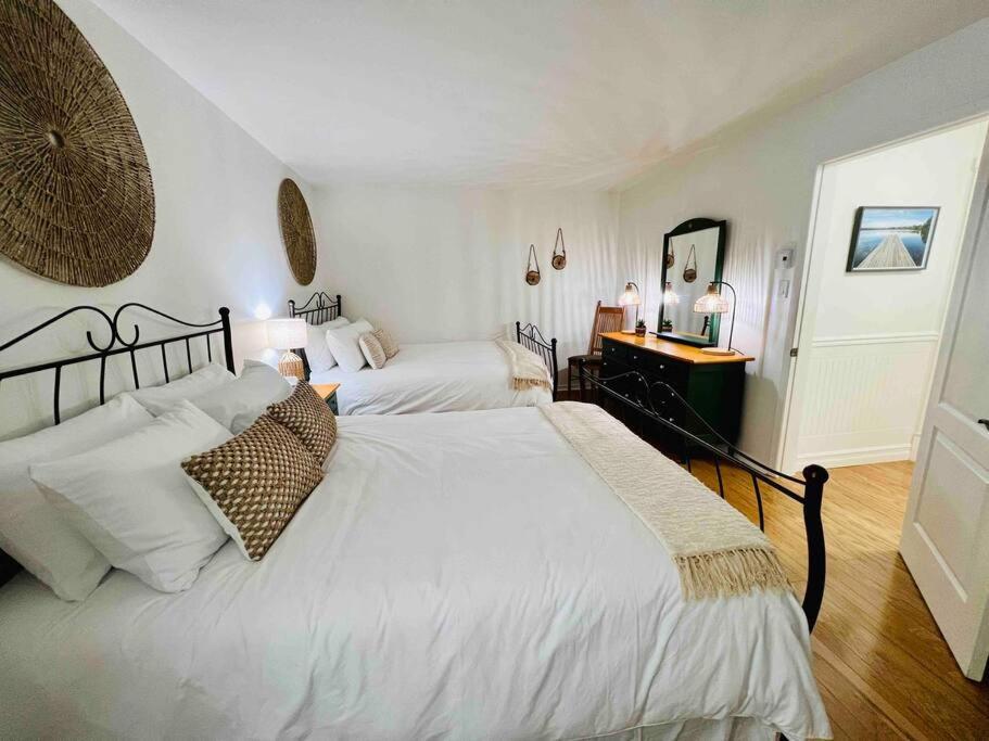 P Tit Boreal- 2 Minutes De La Plage Memphremagog Apartment ภายนอก รูปภาพ